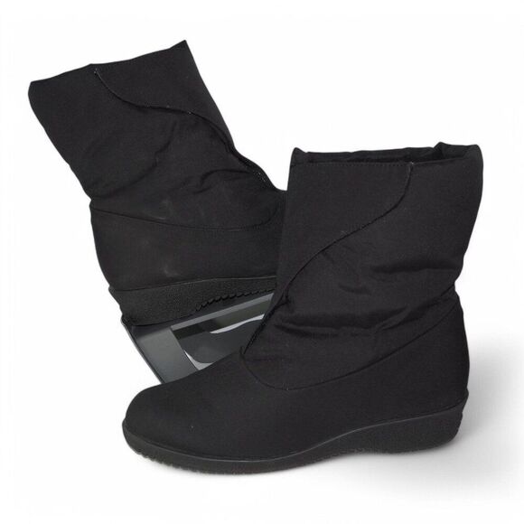 Toe Warmers Jennifer Waterproof Winter Boots Made in Canada Black Women's 10WW - Picture 1 of 11
